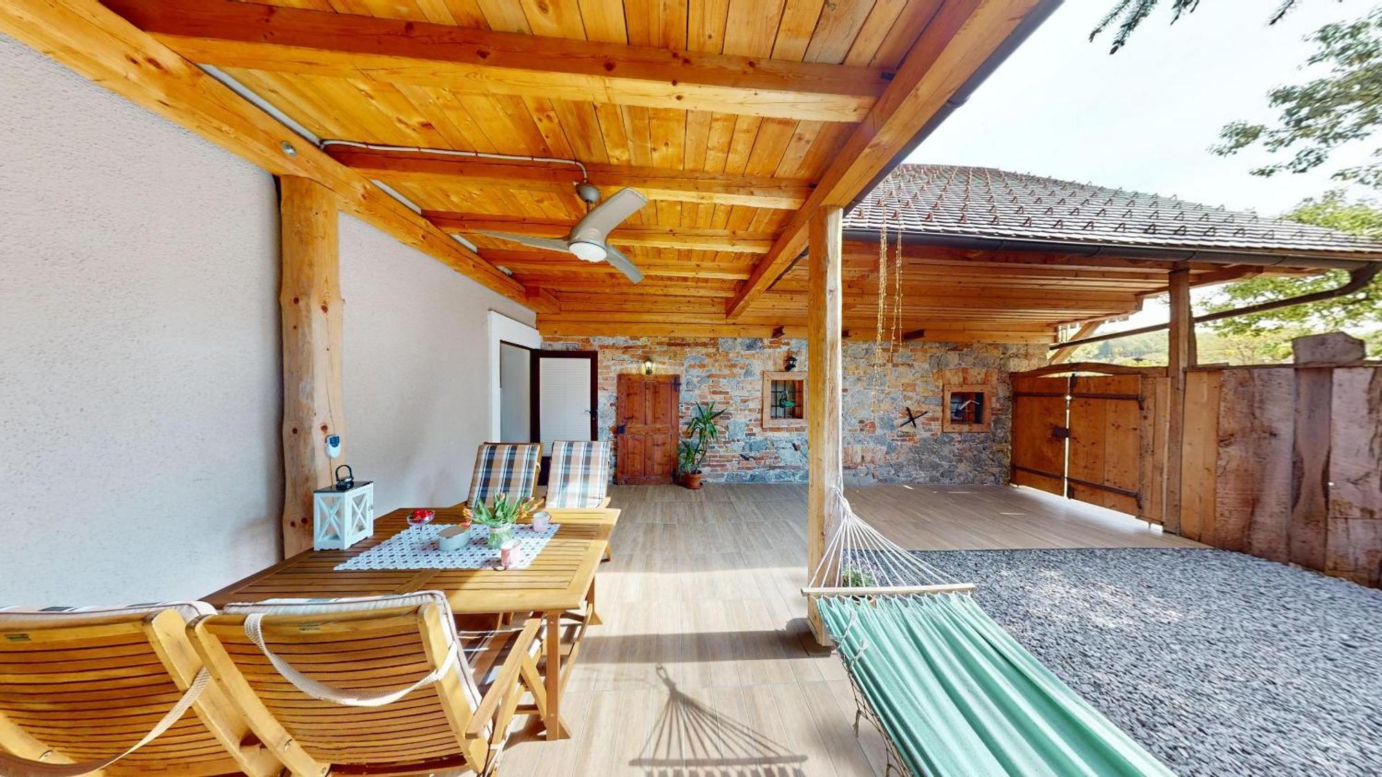 Resort Hisa Ida - Apartments With Hot Tub And Sauna Ivancna Gorica المظهر الخارجي الصورة
