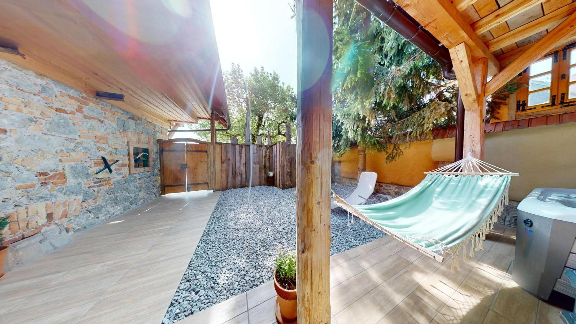 Resort Hisa Ida - Apartments With Hot Tub And Sauna Ivancna Gorica الغرفة الصورة